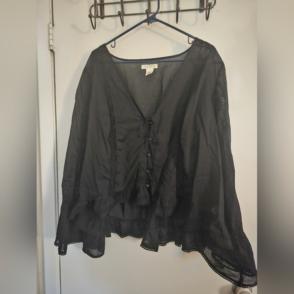 Black Lace Trim Women's Top - Picture 2 of 5